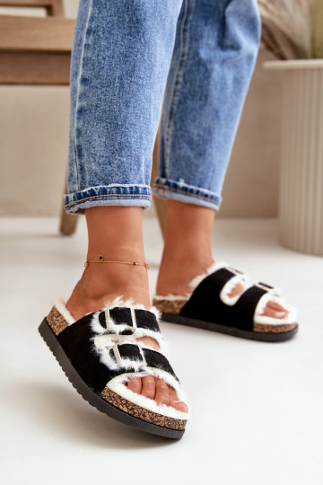 Pealiste omad Plätud Sussid neetide ja pandlaga Ja karusnahk msuud Ezilena