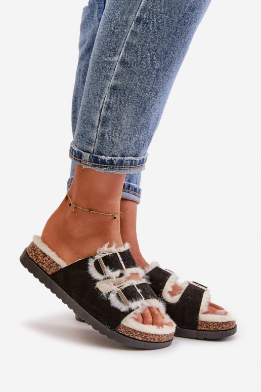 Pealiste omad Plätud Sussid neetide ja pandlaga Ja karusnahk msuud Ezilena