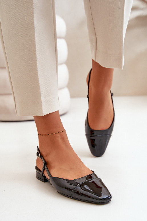 Lakkbaleriinad Sellel ondala kontsaga Terava ninaga jalatsid msuud Kairael