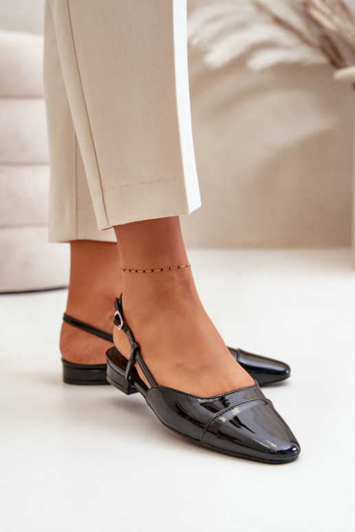 Lakkbaleriinad Sellel ondala kontsaga Terava ninaga jalatsid msuud Kairael