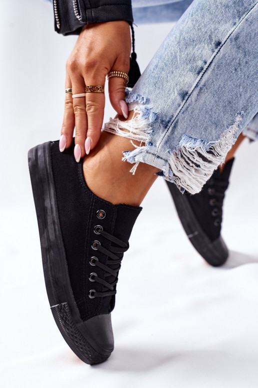 Klassikalise mudeli vabaaja jalanõud mustad