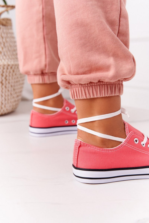 Klassikalise mudeli vabaaja jalanõud li värvi Klassikalise mudeli vabaaja jalanõud li värvi