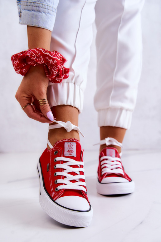 Klassikalise mudeli vabaaja jalanõud Cross Jeans JJ2R4010C runased