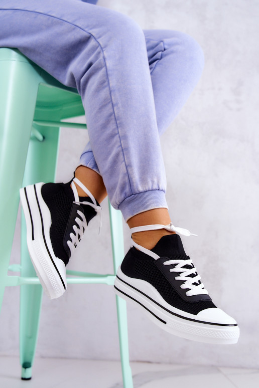 Spordijalatsid  mustad Soren