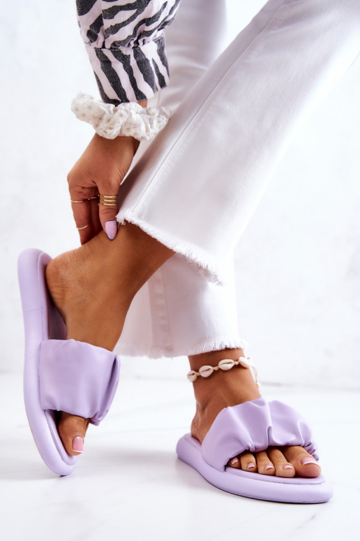 Klassikalise mudeli Plätud violetset värvi Feline Klassikalise mudeli Plätud violetset värvi Feline