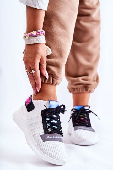 Sportliku stiiliga jalanõud Sneakers tüüpi jalanõud valget värvi Klayra