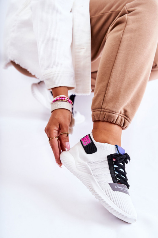 Sportliku stiiliga jalanõud Sneakers tüüpi jalanõud valget värvi Klayra Sportliku stiiliga jalanõud Sneakers tüüpi jalanõud valget värvi Klayra