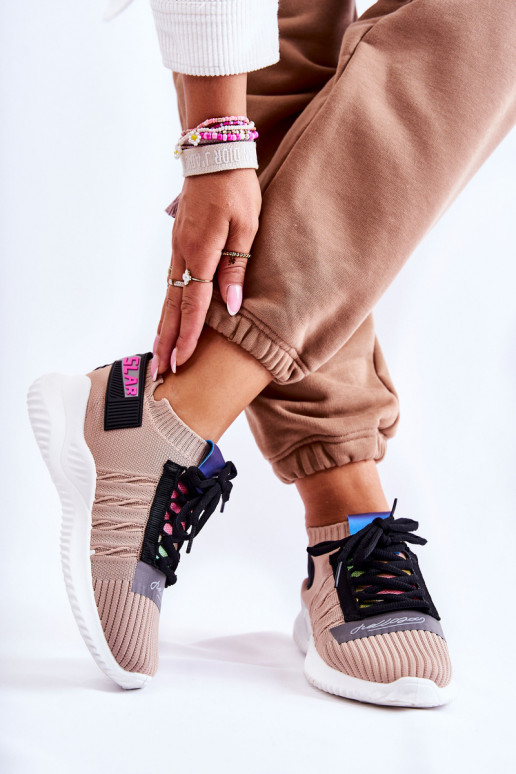 Sportliku stiiliga jalanõud Sneakers tüüpi jalanõud beeži värvi Klayra