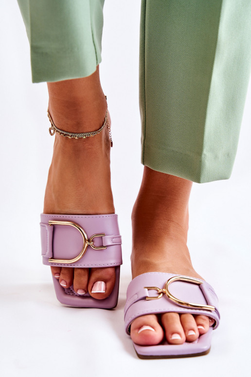 Klassikalise mudeli Plätud kaunistustega violetset värvi Shilla Klassikalise mudeli Plätud kaunistustega violetset värvi Shilla