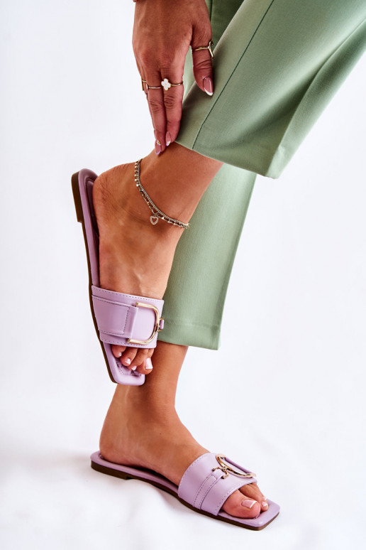 Klassikalise mudeli Plätud kaunistustega violetset värvi Shilla Klassikalise mudeli Plätud kaunistustega violetset värvi Shilla