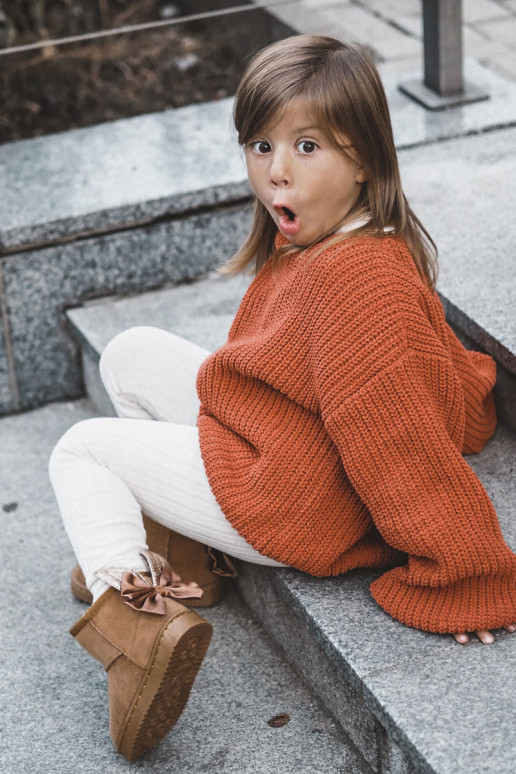 Laste voodriga nööpidega lumesaapad lipsukesega pruunid värvi Meriva Laste voodriga nööpidega lumesaapad lipsukesega pruunid värvi Meriva