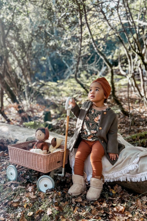 Laste voodriga nööpidega lumesaapad lipsukesega beeži värvi Meriva Laste voodriga nööpidega lumesaapad lipsukesega beeži värvi Meriva