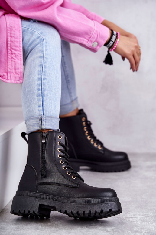 Naiste poolsaapad  voodriga mustad Dorchen