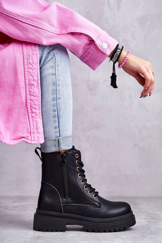 Naiste poolsaapad  voodriga mustad Dorchen