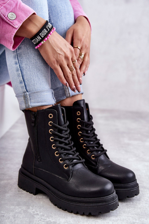 Naiste poolsaapad  voodriga mustad Dorchen