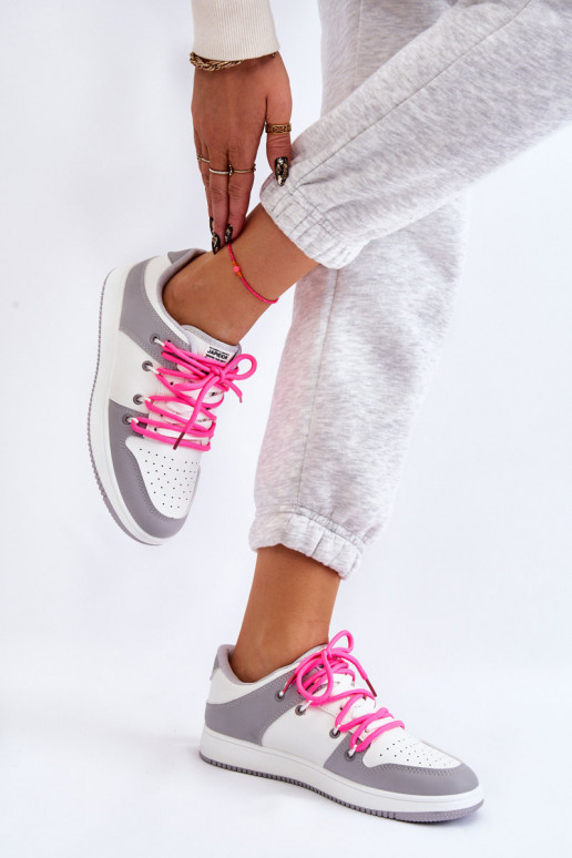 Klassikalise mudeli spordijalatsid  nööritavad Valget-Halli värvi Jella