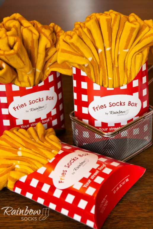 Vikerkaare sokid  2 paari Vikerkaare sokid  2 paari