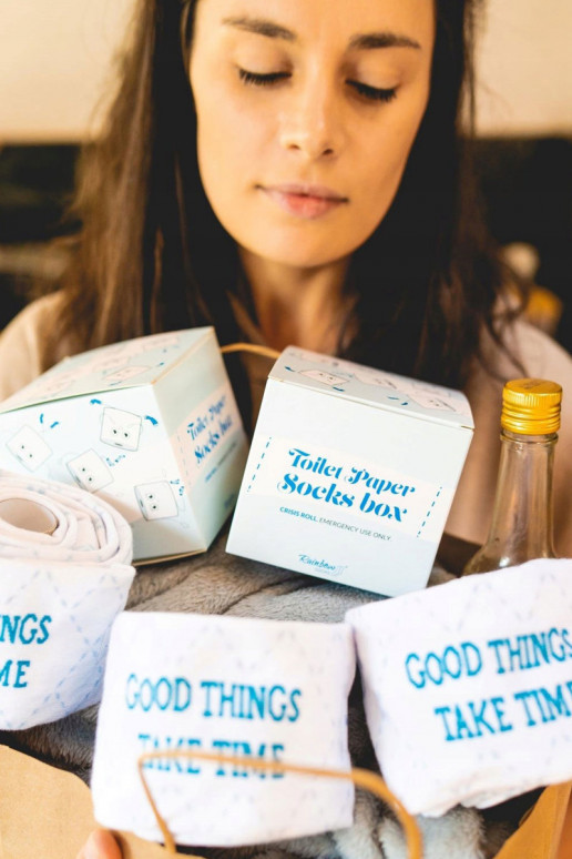 Vikerkaare sokid  2 paari Vikerkaare sokid  2 paari