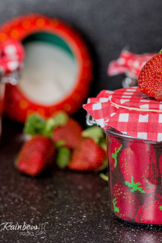 Vikerkaare sokid  2 paari Vikerkaare sokid  2 paari