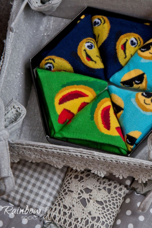 Vikerkaare sokid  3 paar Vikerkaare sokid  3 paar