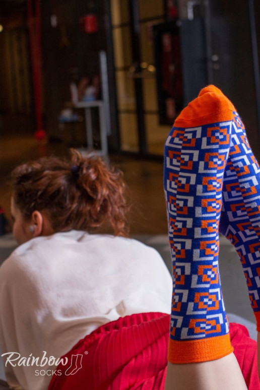 Geomeetriliste mustritega vikerkaare sokid 3 paar Geomeetriliste mustritega vikerkaare sokid 3 paar