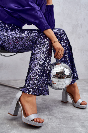 Hõbedat värvi Calmi 2