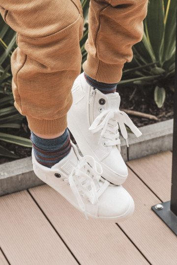 Laste jalanõud Klassikalise mudeli vabaajajalatsi Big Star LL374002 valget värvi 2