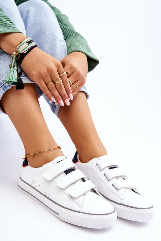 Spordijalatsid krõpsudega kinnitatav Big Star LL274A207 valget värvi Spordijalatsid krõpsudega kinnitatav Big Star LL274A207 valget värvi