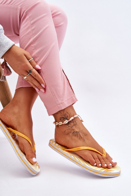 Moodsad plätud moodsad varbavahe-sandaalid Big Star LL274819 Kollased