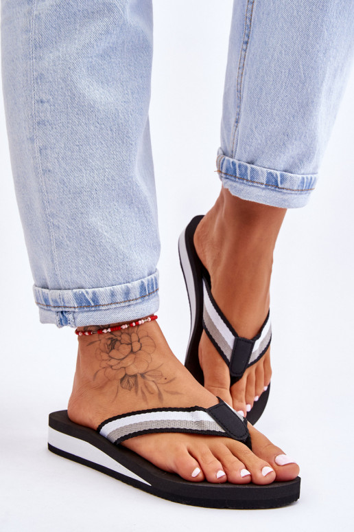 Sussid moodsad varbavahe-sandaalid platvormiga Big Star LL274781 mustad Sussid moodsad varbavahe-sandaalid platvormiga Big Star LL274781 mustad