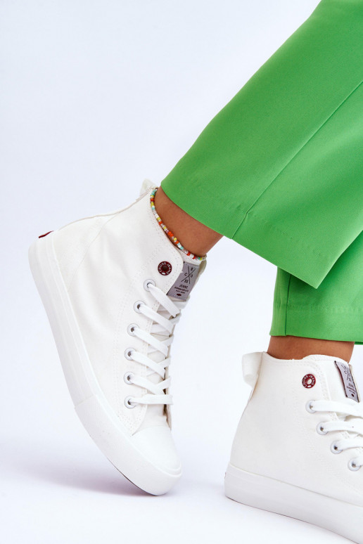 Klassikalise mudeli vabaajajalatsi Cross Jeans LL2R4086C valget värvi Klassikalise mudeli vabaajajalatsi Cross Jeans LL2R4086C valget värvi