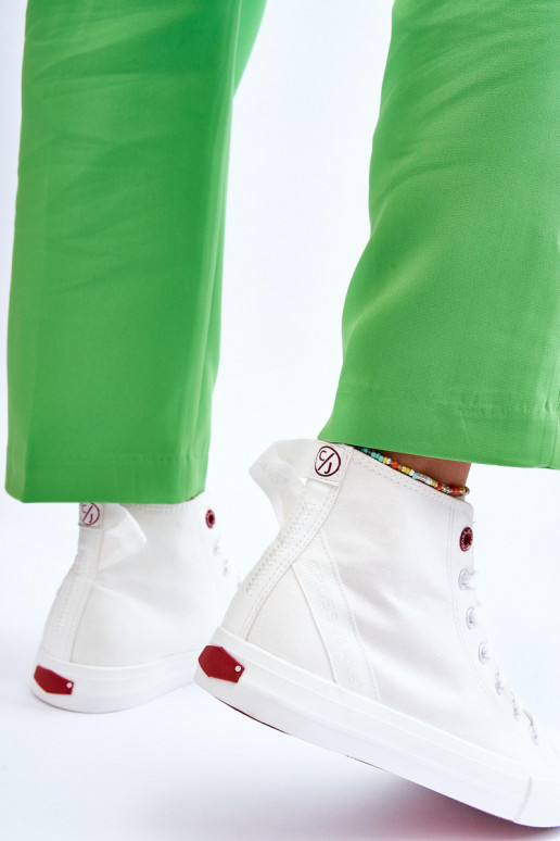 Klassikalise mudeli vabaajajalatsi Cross Jeans LL2R4086C valget värvi Klassikalise mudeli vabaajajalatsi Cross Jeans LL2R4086C valget värvi