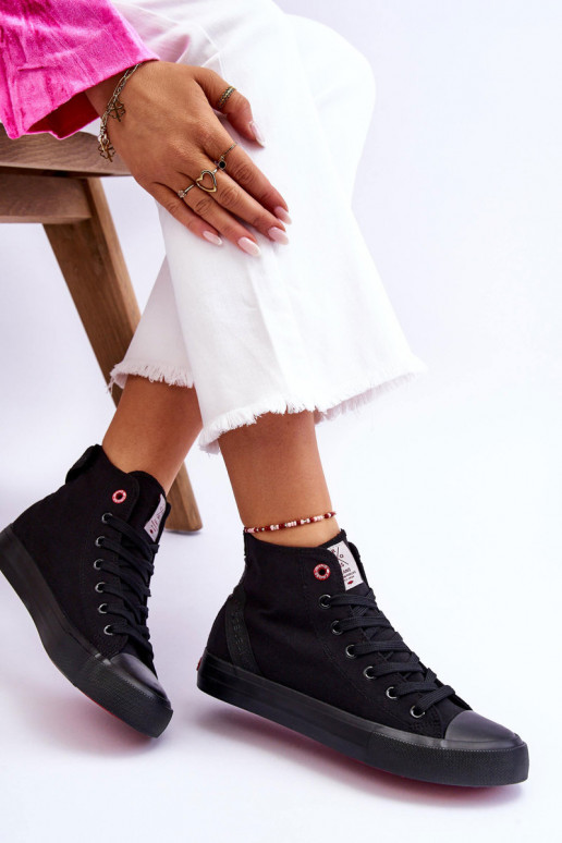 Klassikalise mudeli vabaajajalatsi Cross Jeans LL2R4088C mustad Klassikalise mudeli vabaajajalatsi Cross Jeans LL2R4088C mustad