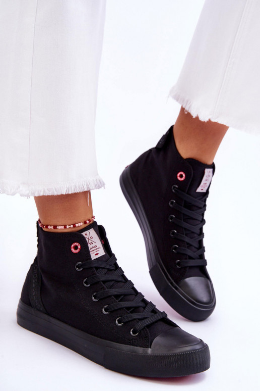 Klassikalise mudeli vabaajajalatsi Cross Jeans LL2R4088C mustad Klassikalise mudeli vabaajajalatsi Cross Jeans LL2R4088C mustad