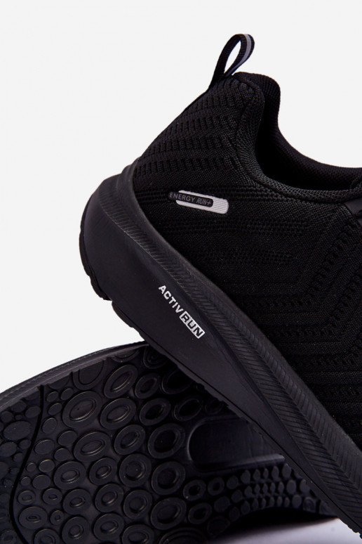 Klassikalise mudeli  Sportliku stiiliga jalanõud mustad Matias Klassikalise mudeli  Sportliku stiiliga jalanõud mustad Matias