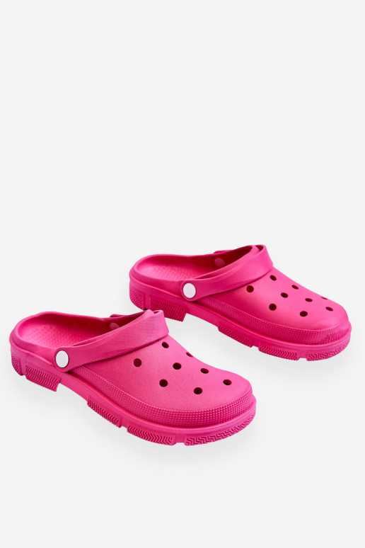 Kerged sussid tumeroosad värvi Rabios
