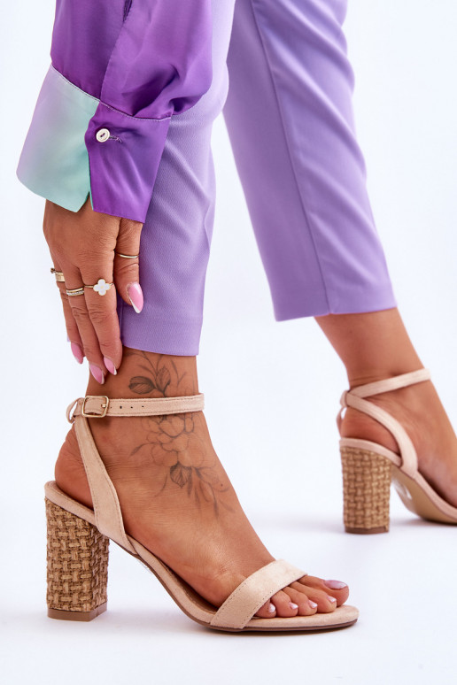 Seemisnahast kingad  beeži värvi Selila