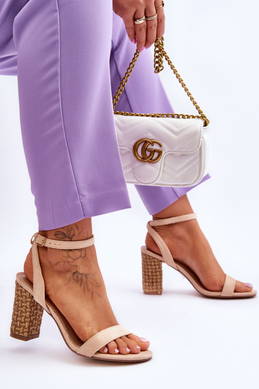 Seemisnahast kingad  beeži värvi Selila