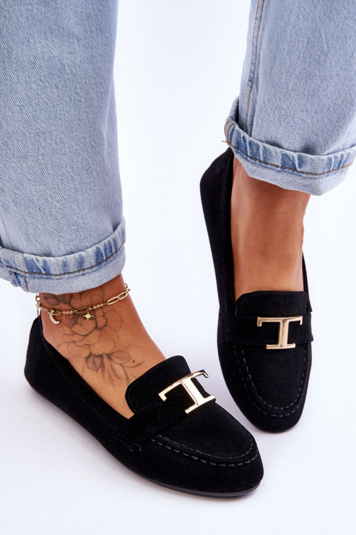 Klassikalised slip-on mokassiinid mustad Carly Klassikalised slip-on mokassiinid mustad Carly