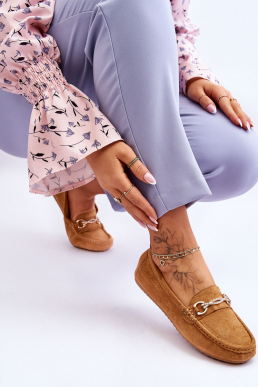 Klassikalised seemisnahast mokassiinid kaunistustega pruunid värvi Amera