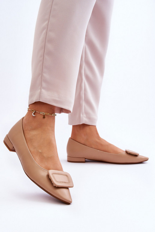 Klassikalise mudeli Baleriinad kaunistustega beeži värvi Rivea