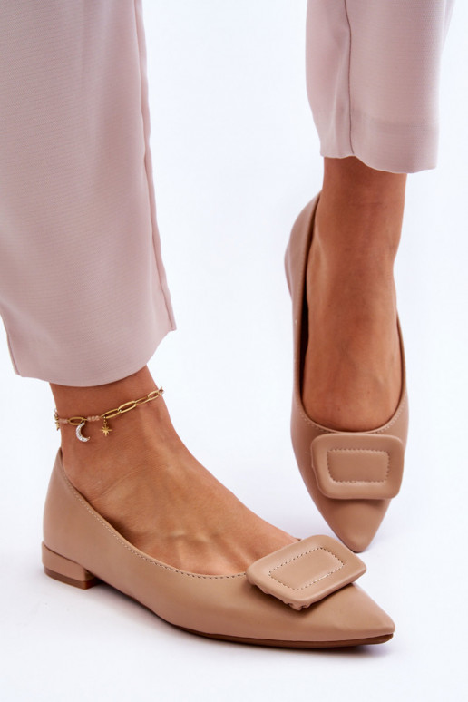 Klassikalise mudeli Baleriinad kaunistustega beeži värvi Rivea