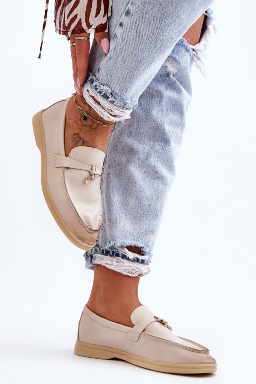 Klassikalise mudeli naiste mokassiinid beeži värvi Cortez