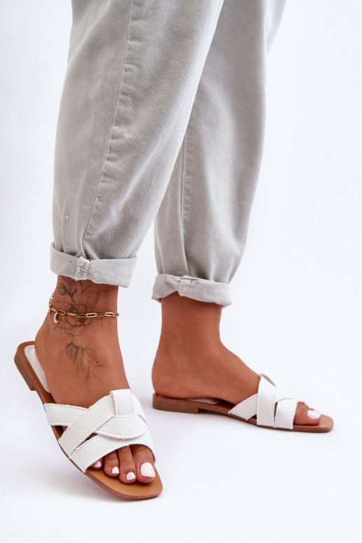 Riidest Sussid valget värvi Aversa Riidest Sussid valget värvi Aversa