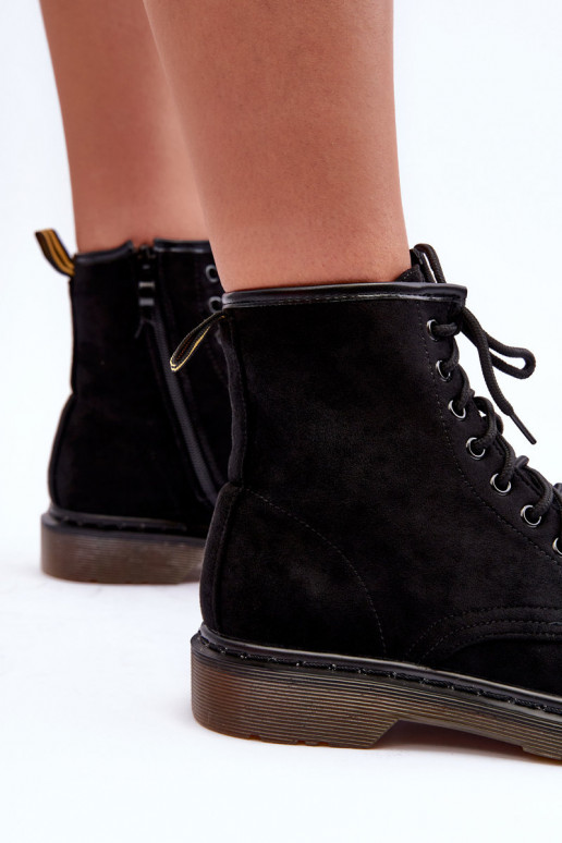 Seemisnahast kingad säärsaapad laiade nööridega mustad Asteoris Seemisnahast kingad säärsaapad laiade nööridega mustad Asteoris