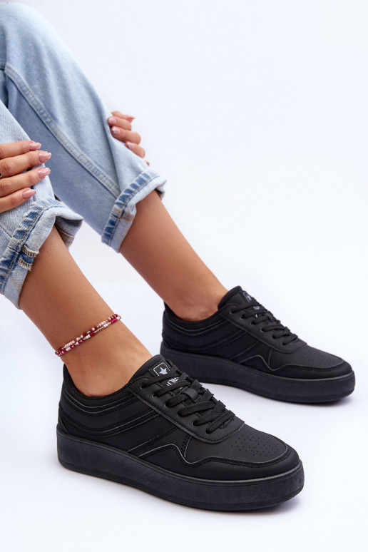 spordijalatsid   platvormiga mustad Pudina