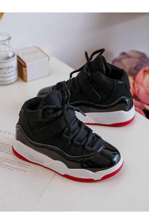 Lastejalatsid nööritavad -runased Darina