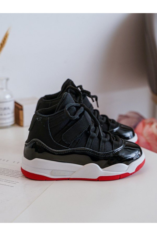 Lastejalatsid nööritavad -runased Darina