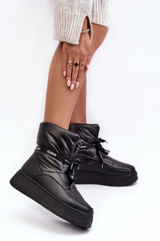 nööpidega lumesaapad    Wiązaniem mustad Siracna nööpidega lumesaapad    Wiązaniem mustad Siracna