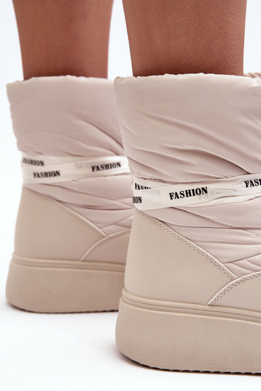 nööpidega lumesaapad    Wiązaniem Elevandiluu värvi Siracna nööpidega lumesaapad    Wiązaniem Elevandiluu värvi Siracna